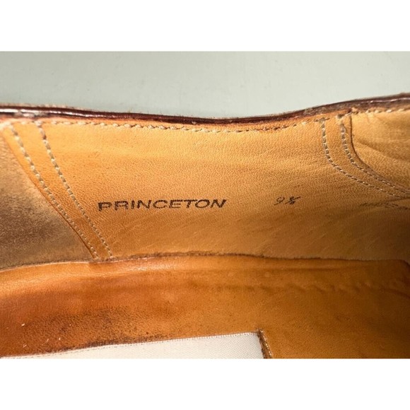 GENTLY USED .. Mezlan Alligator, Brown, Shoes Size: 9.5 - Picture 13 of 13